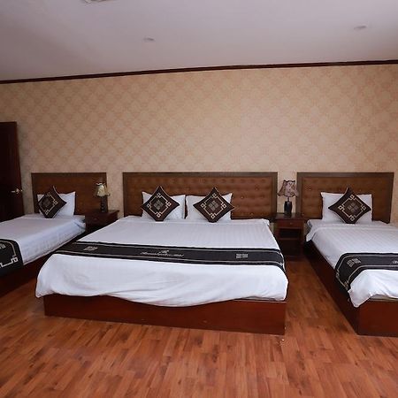 Riverside Palace Hotel Vientiane Buitenkant foto